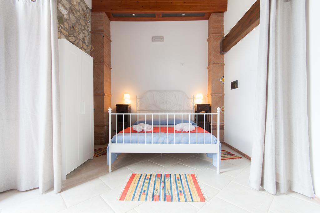 Antico Casale Siciliano Guest House Balata di Baida Bagian luar foto